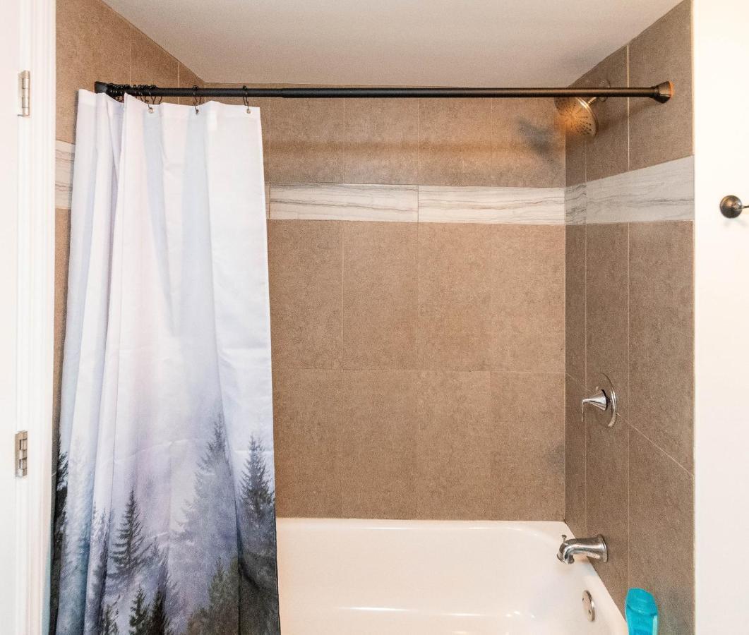 Cozy Creek Inn North Branch Extérieur photo